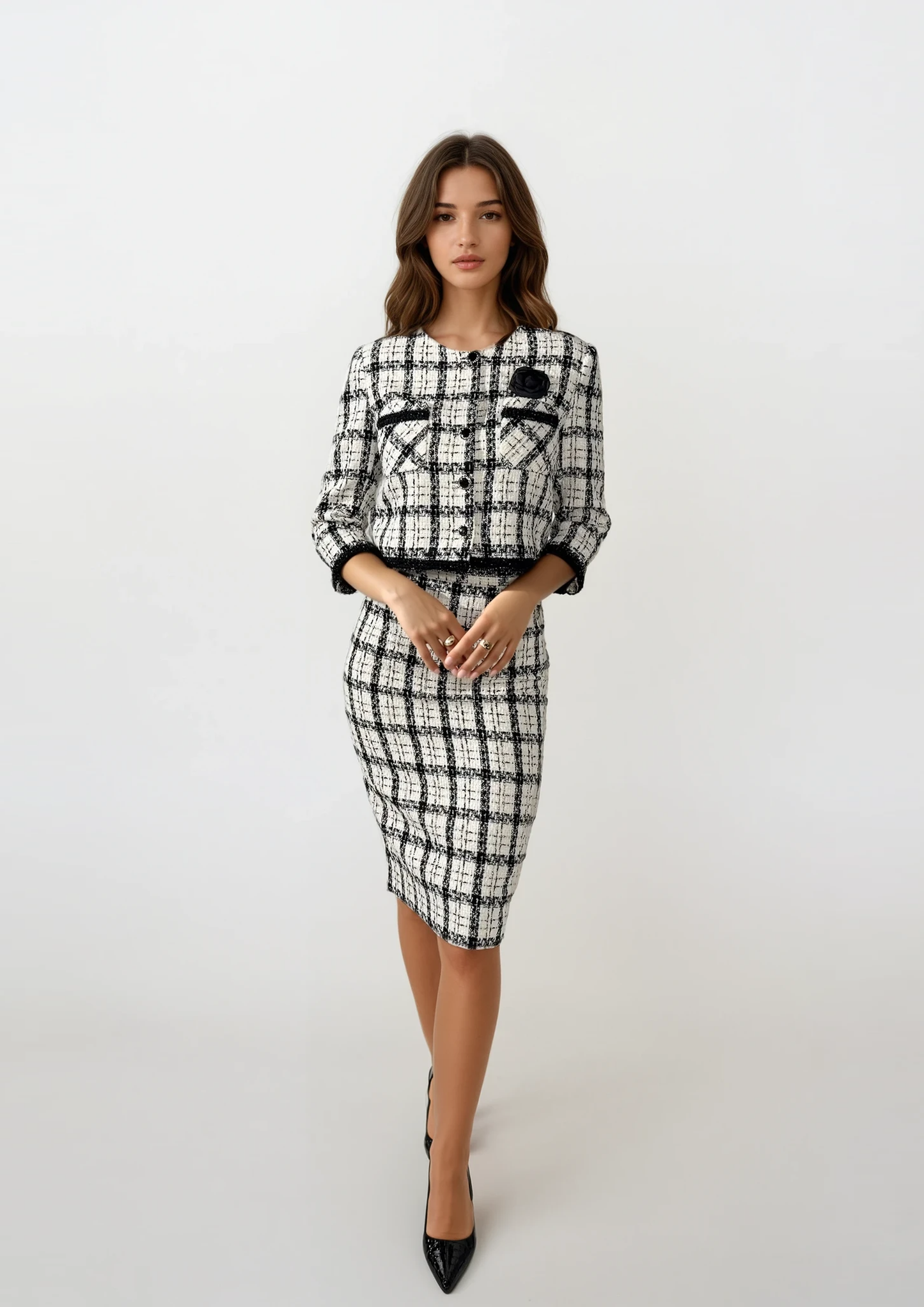 TUED BLACK & WHITE SUIT