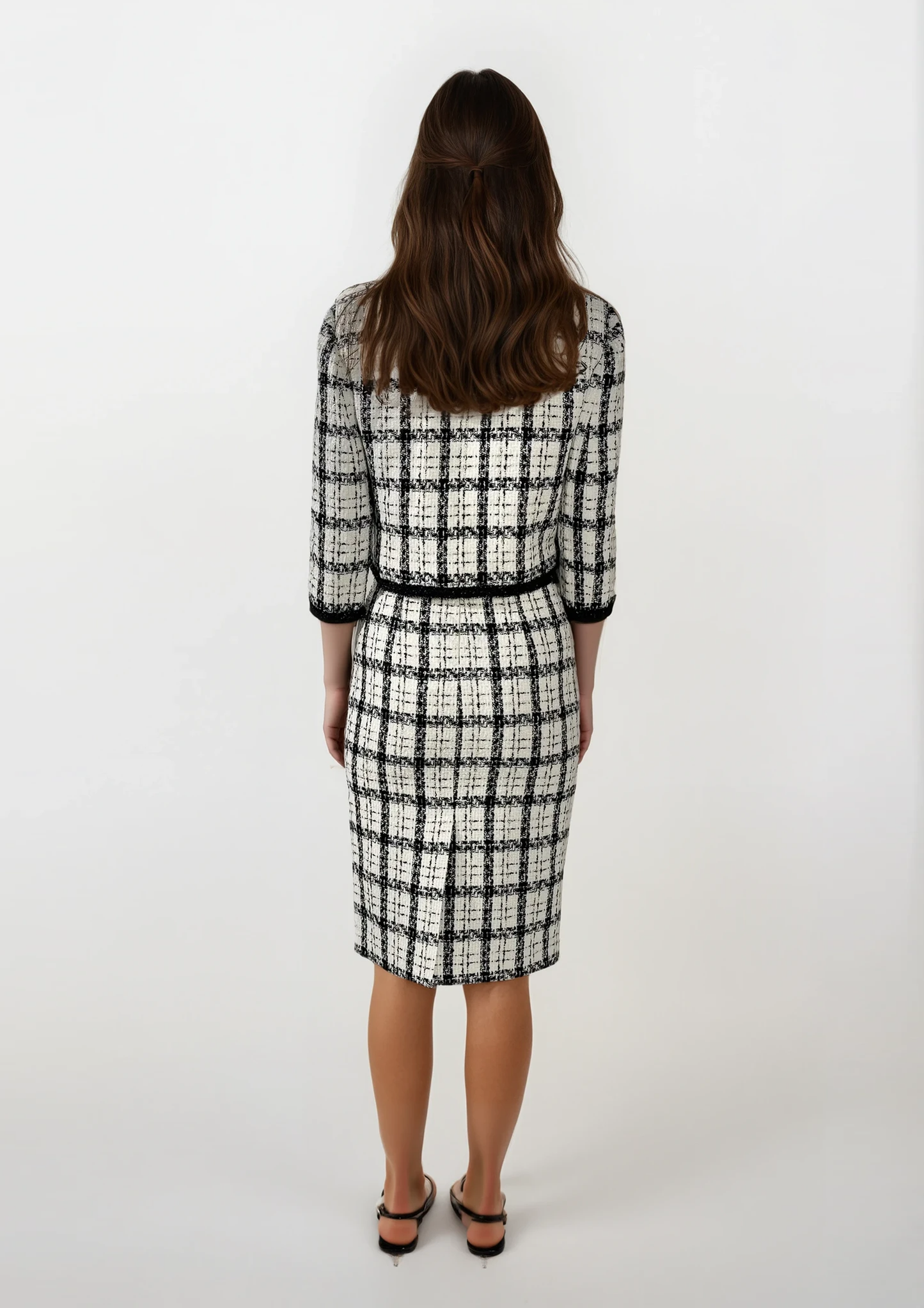 TUED BLACK & WHITE SUIT