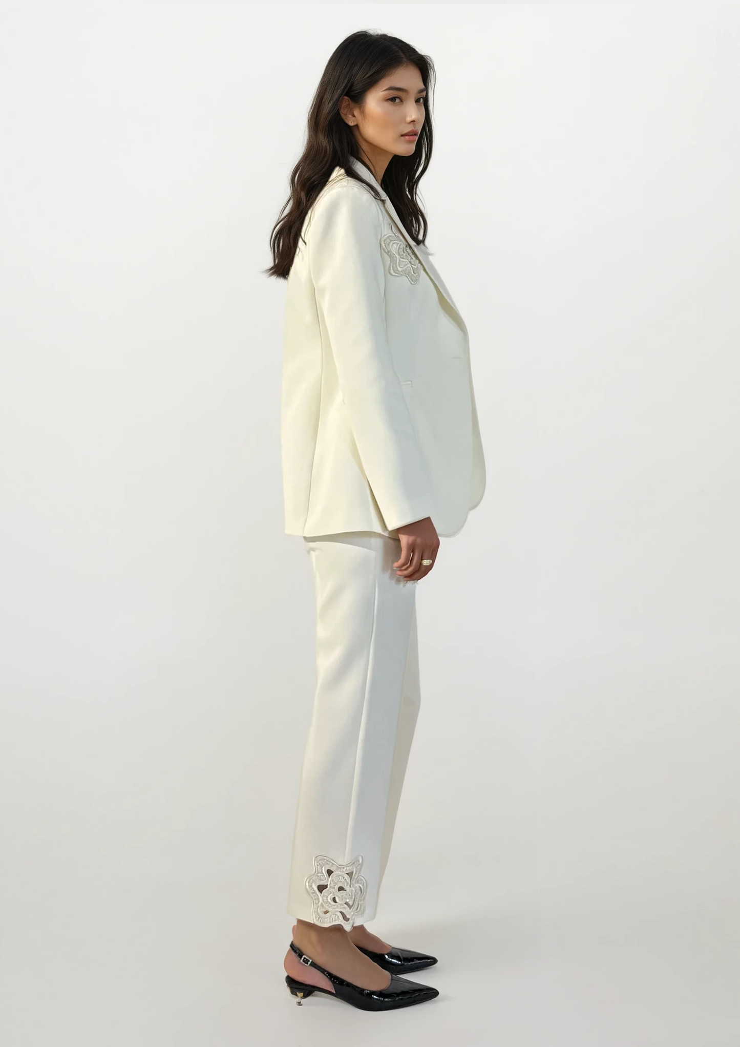 OFFWHITE CAMELLIA SUIT
